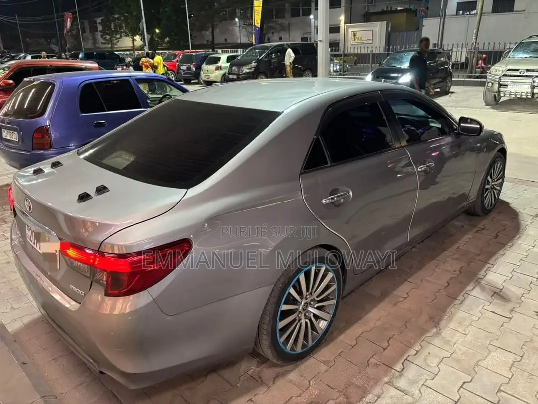Toyota Mark X 2014 Gris
