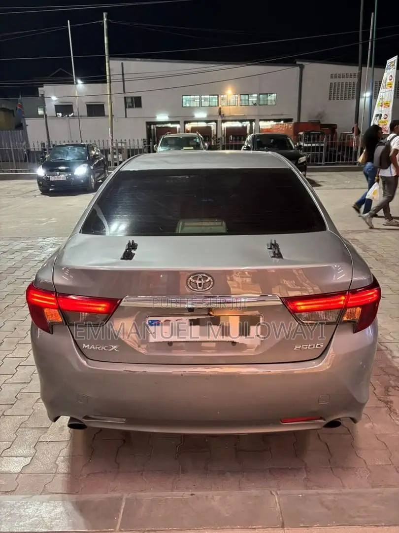 Toyota Mark X 2014 Gris