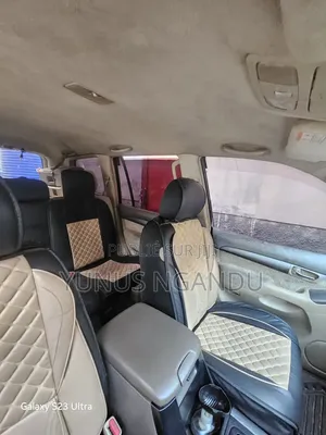 Toyota Land Cruiser Prado 2.4 Hybrid 2024 Noir