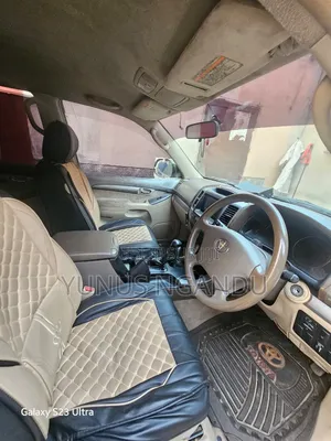 Toyota Land Cruiser Prado 2.4 Hybrid 2024 Noir