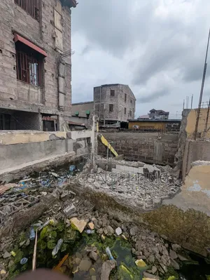 Terrain De 108 Mètre Carré À Vendre À Limete – 1ère Rue Résidentiel