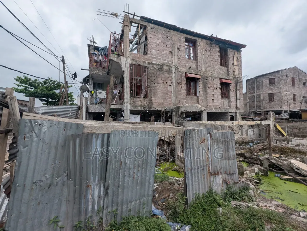 Terrain De 108 Mètre Carré À Vendre À Limete – 1ère Rue Résidentiel