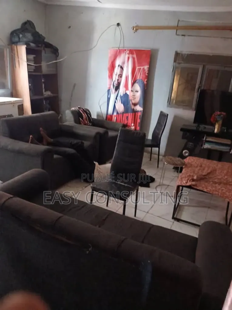 2chbre Maison dans Terre Jaune, Nsele à Vendre
