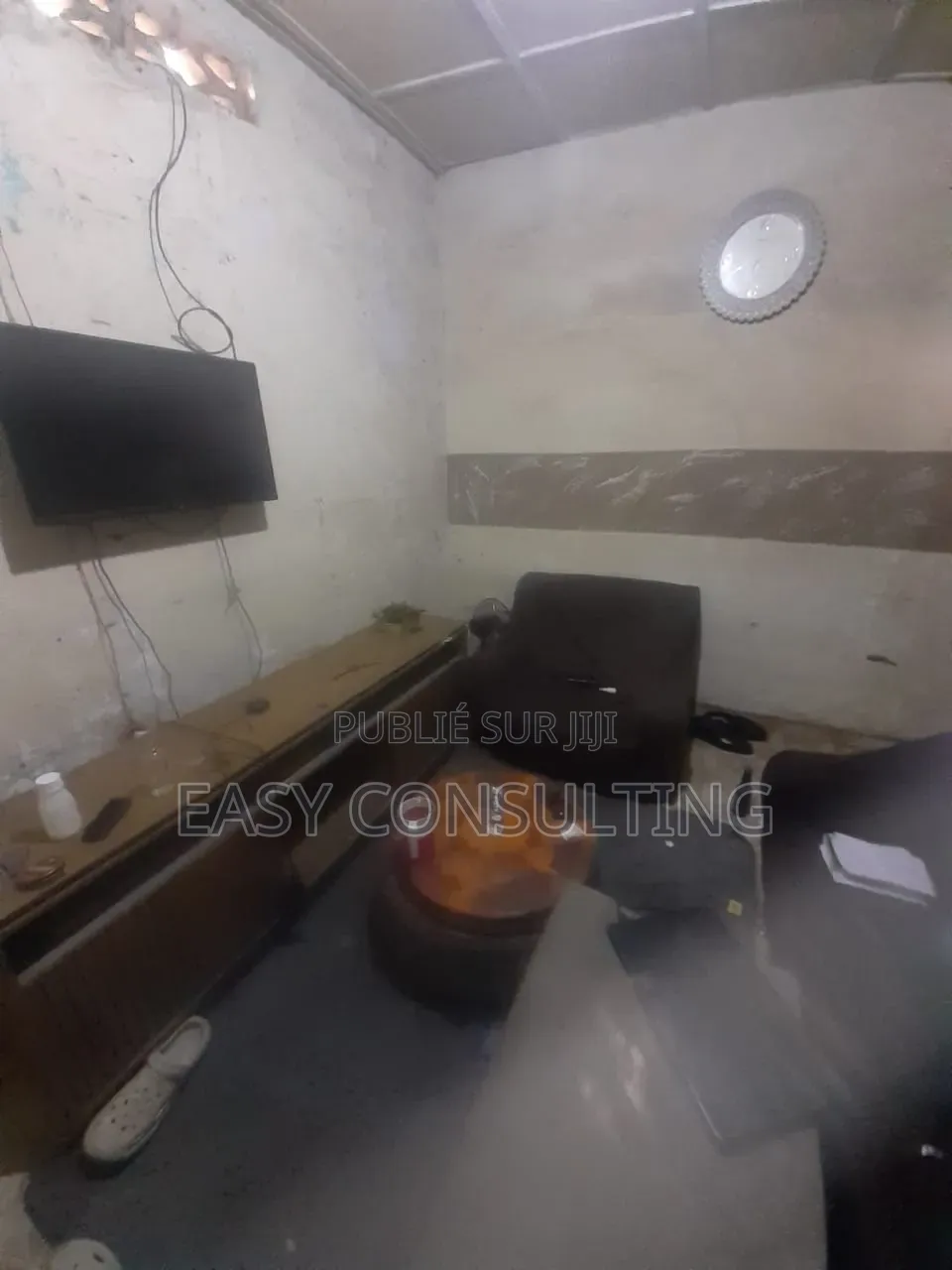 2chbre Maison dans Terre Jaune, Nsele à Vendre