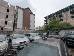 Parcelle Vide À Vendre À Bon Marché – Barumbu, Morcellement Possible