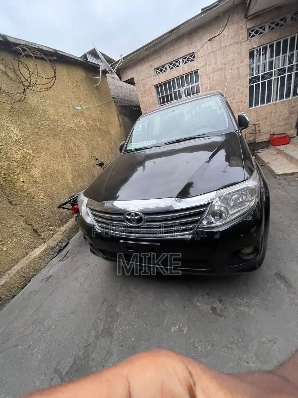 Toyota Fortuner 2011 Noir