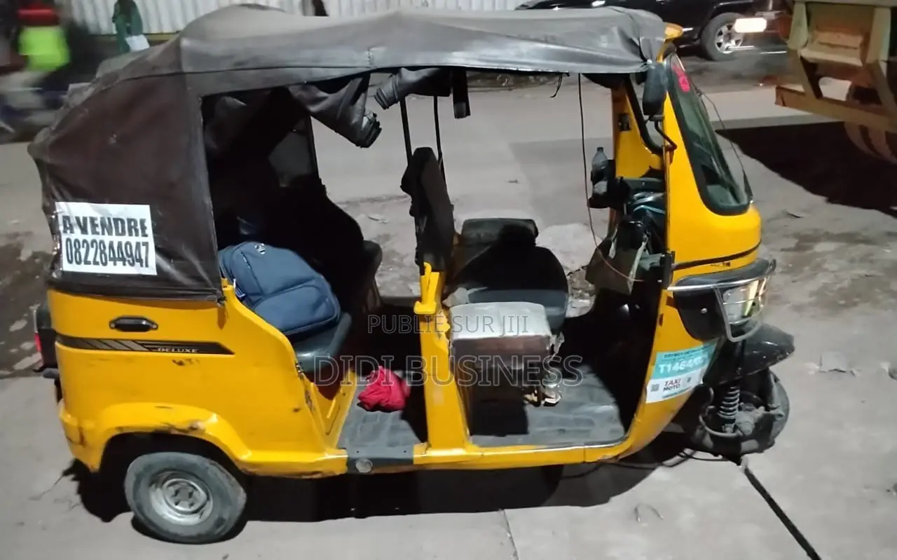 Nouveau TVS King Cargo 2022 Jaune