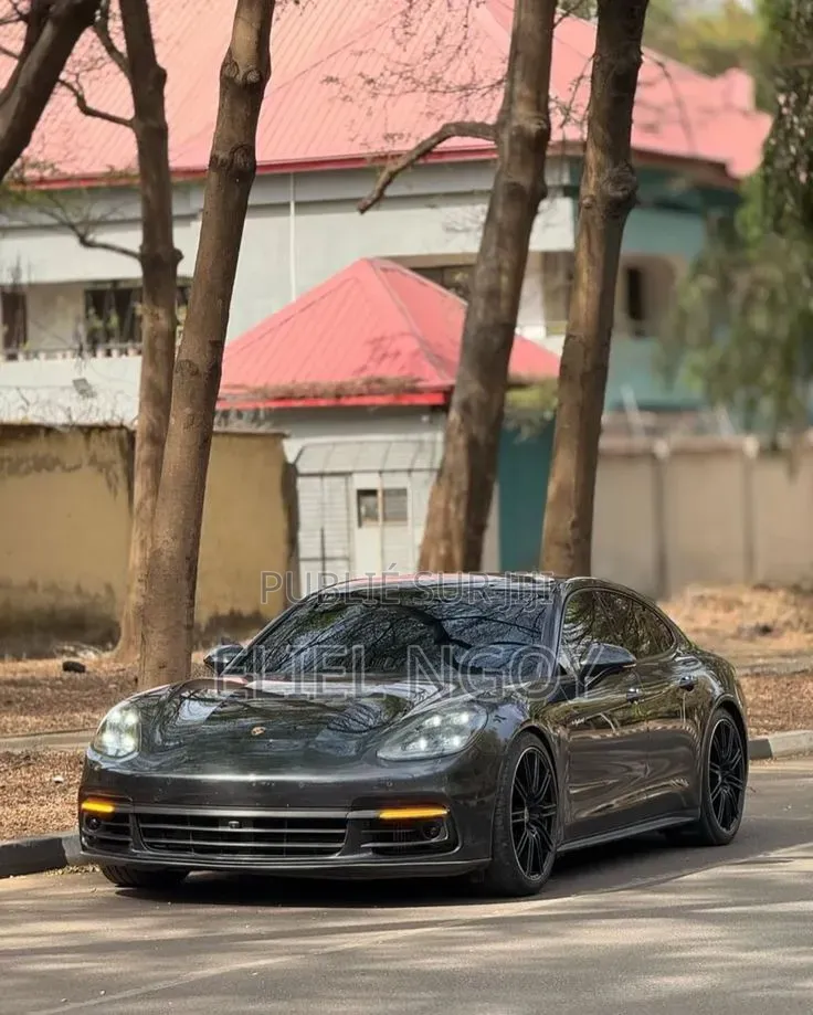 Nouveau Porsche Panamera 2025 Noir