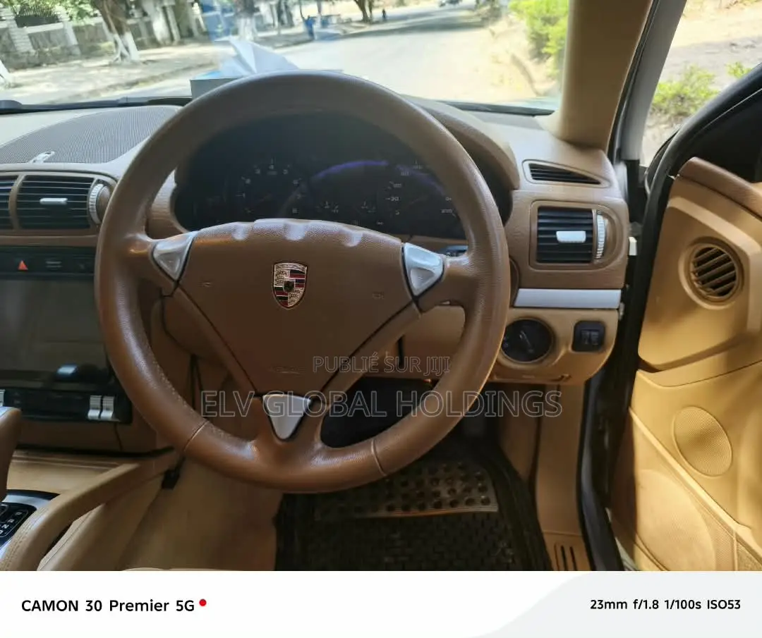 Porsche Cayenne GTS 4dr SUV AWD (3.6L 6cyl Turbo 8A) 2015 Gris
