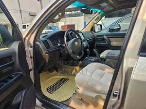 Toyota Land Cruiser 4.0 V6 GX-R 2012 Gris