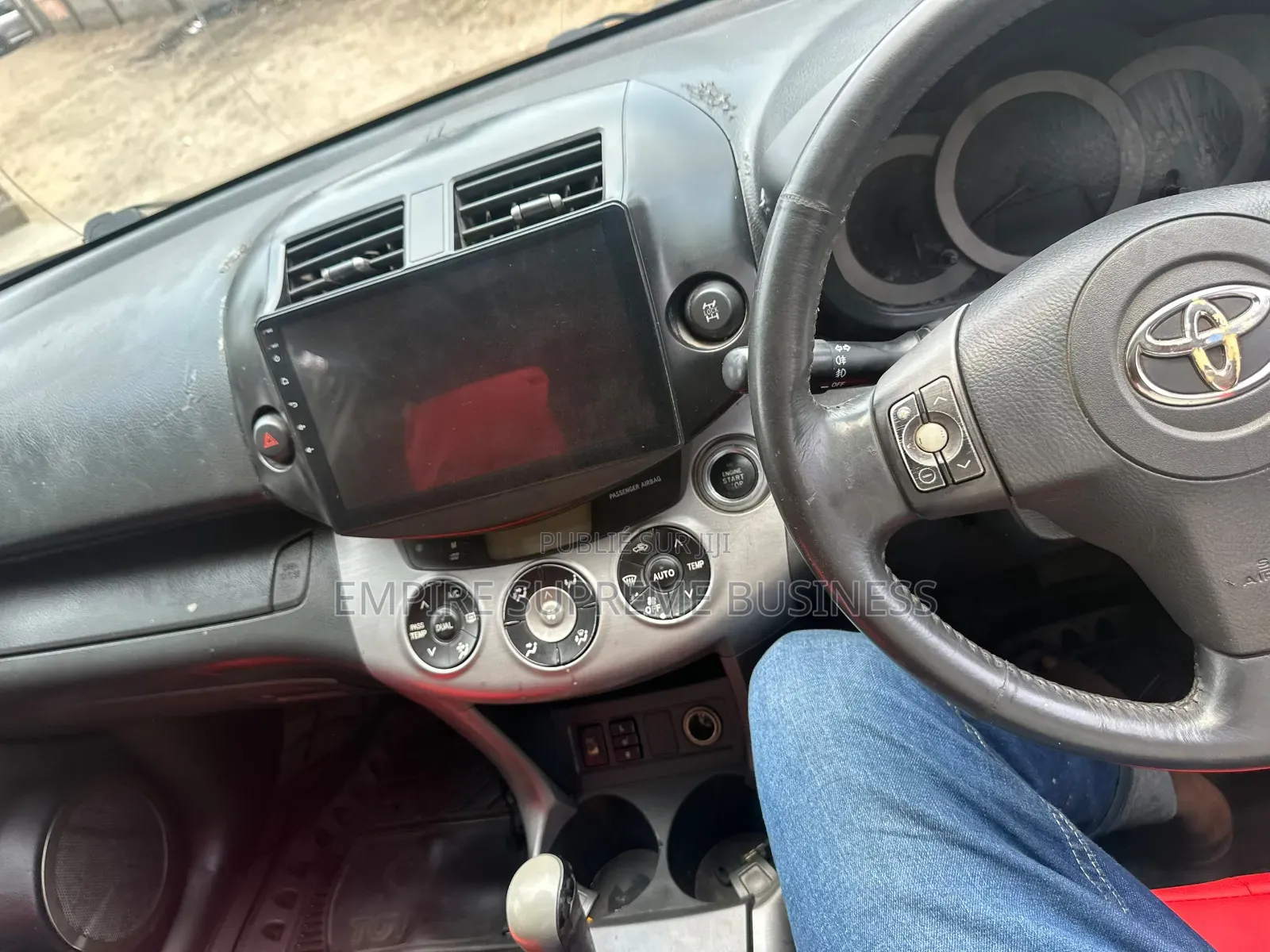 Toyota RAV4 2011 Noir