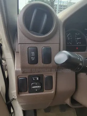 Toyota Land Cruiser Prado 2018 Gris