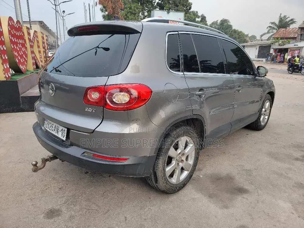 Volkswagen Tiguan 2018 Bleu