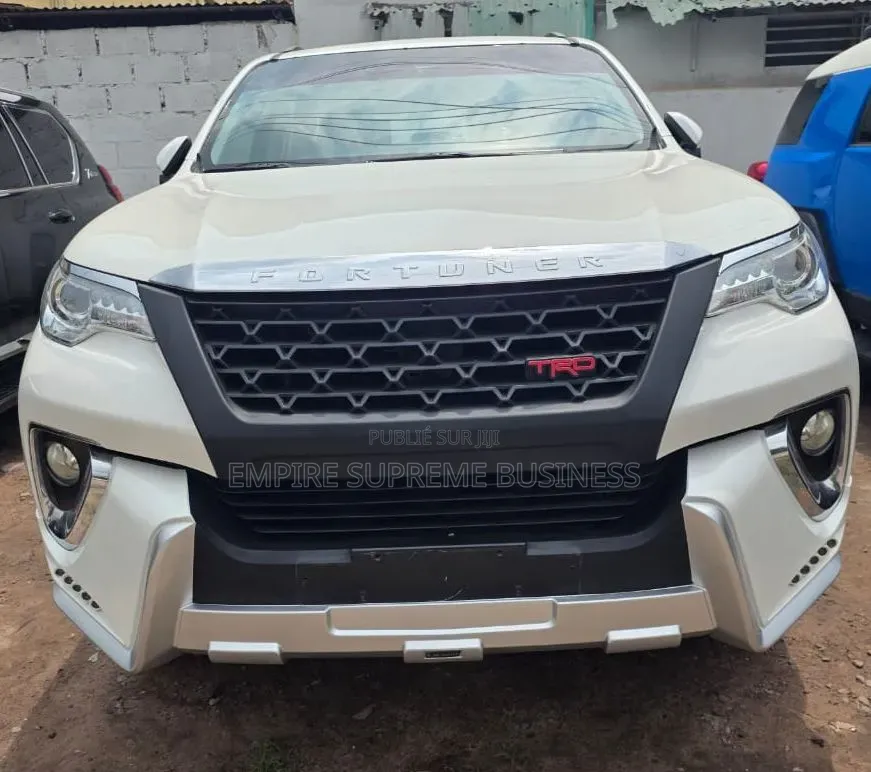 Toyota Fortuner 2020 Blanc