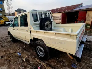 Toyota Land Cruiser 2017 Blanc