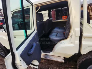 Toyota Land Cruiser 2017 Blanc