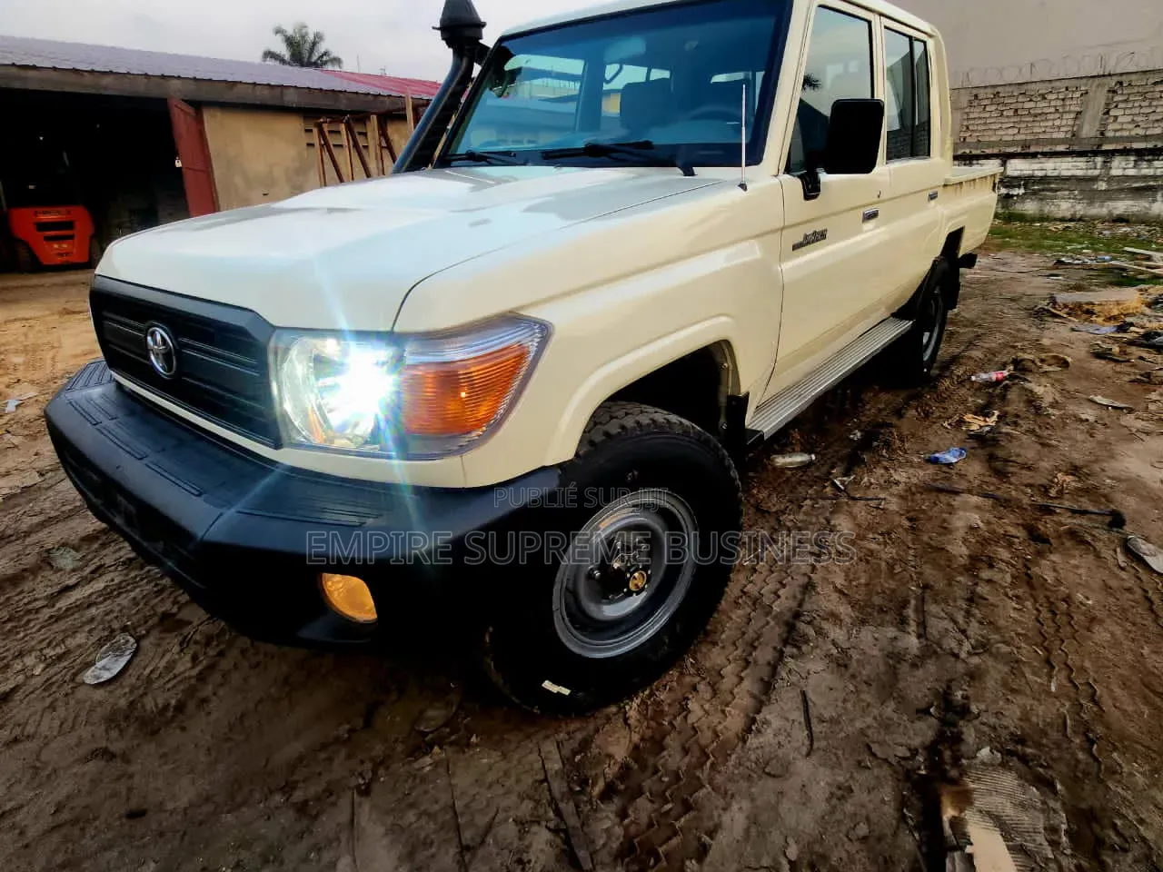 Toyota Land Cruiser 2017 Blanc