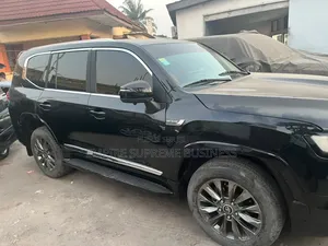 Toyota Land Cruiser Prado 2024 Gris