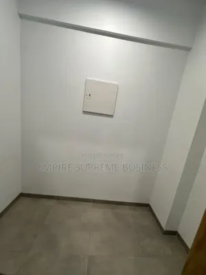 3chbre Appartement dans Empire Supreme, Limete à Vendre