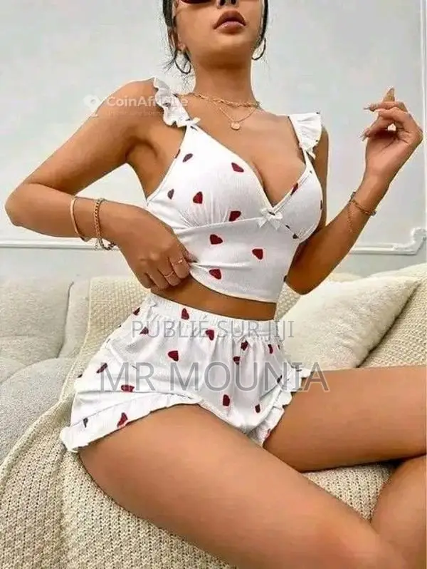 Vêtements / Toujours disponible