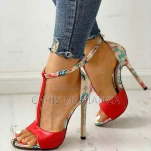 Photo - Chaussures à talons - ensemble