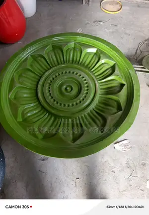 Moules À Médaillons En Plâtre