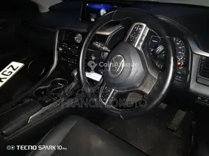 Lexus RX 200T 2021
